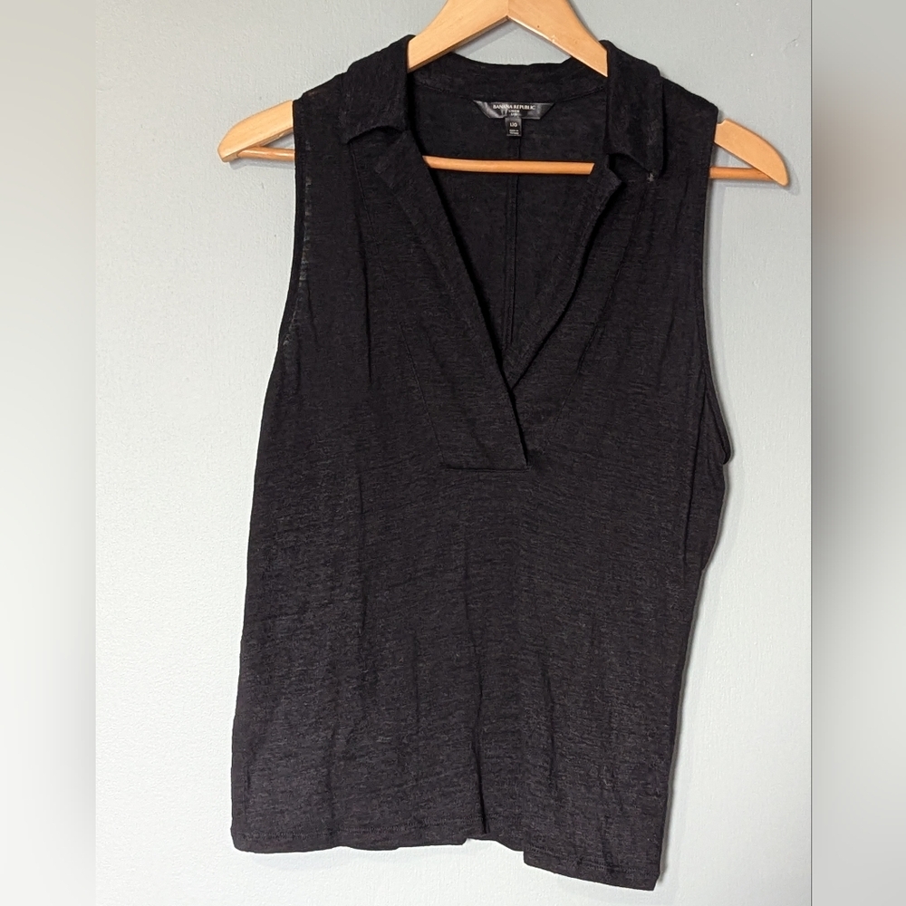 Banana Republic Linen Women's Black‎ Sleeveless V-Neck Collared Polo Tank